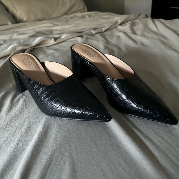 Franco Sarto Tamera Black Closed Toe Slides Leather Block Heel Women’s size 7M - Picture 2 of 5